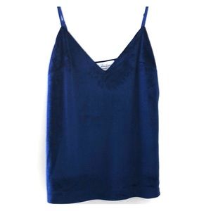 V-Neck velvet cami, adjustable straps